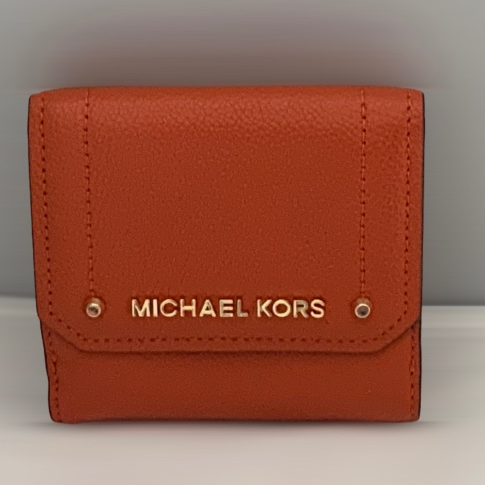 Jet Set Saffiano leather small wallet.